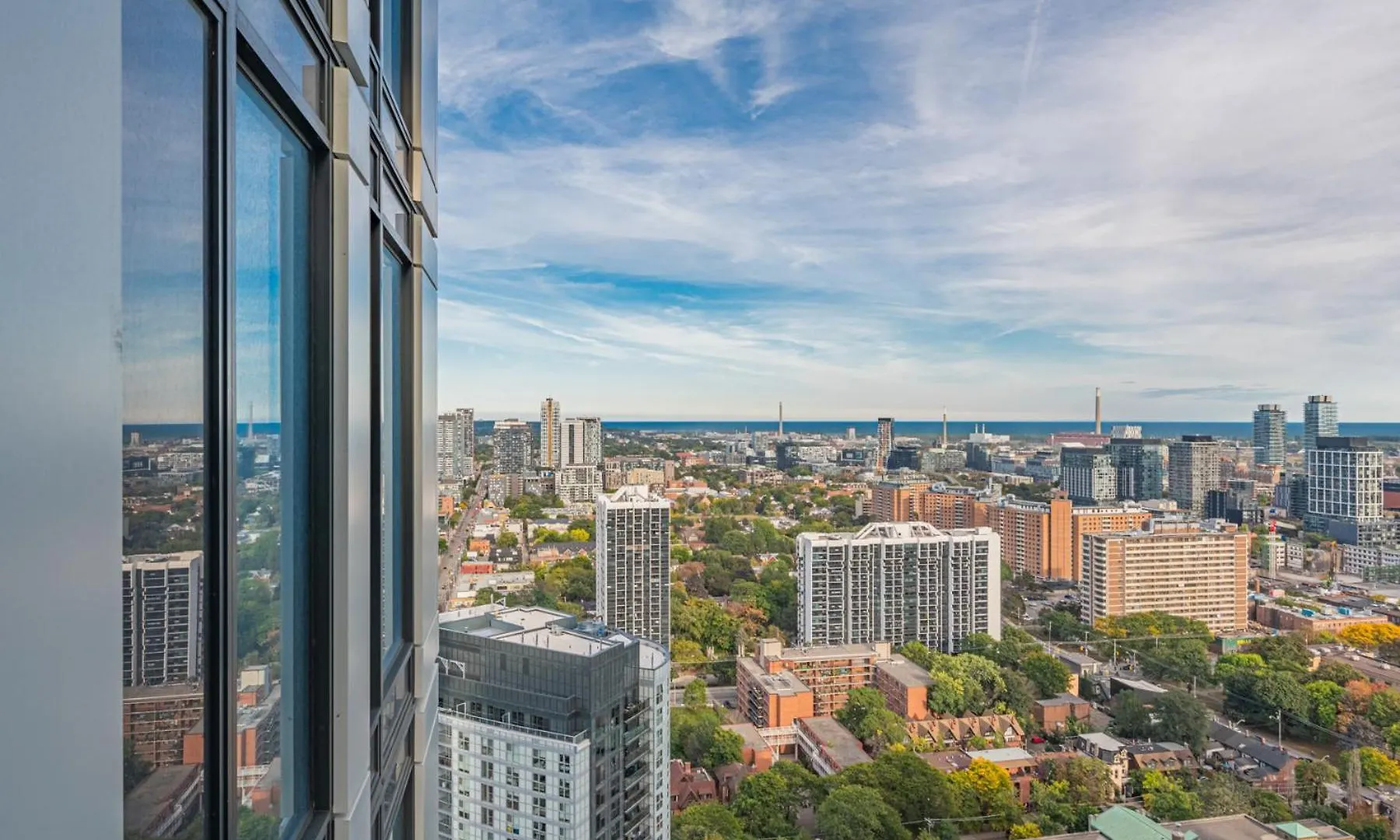 Toronto Garden Apartments كندا